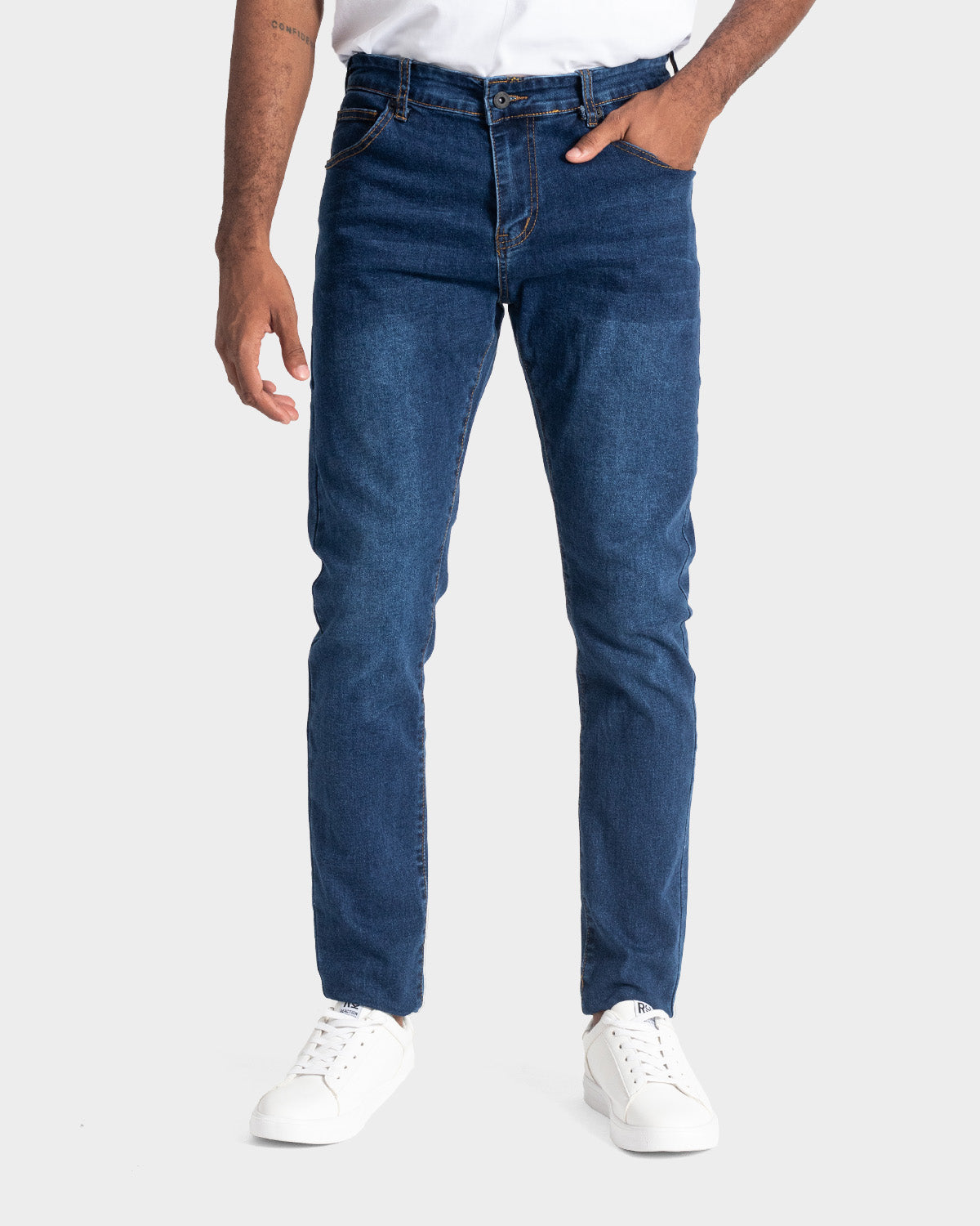 Pantalón tipo jean para hombre